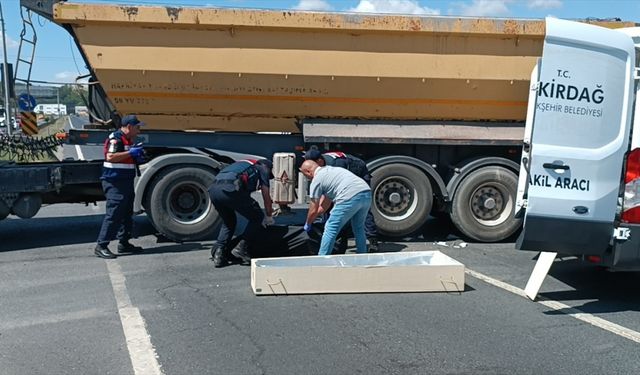 Tekirdağ'da hafriyat kamyonuyla çarpışan motosikletin sürücüsü öldü