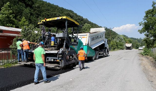 Sakarya Sapanca'da asfaltlamalar sürüyor