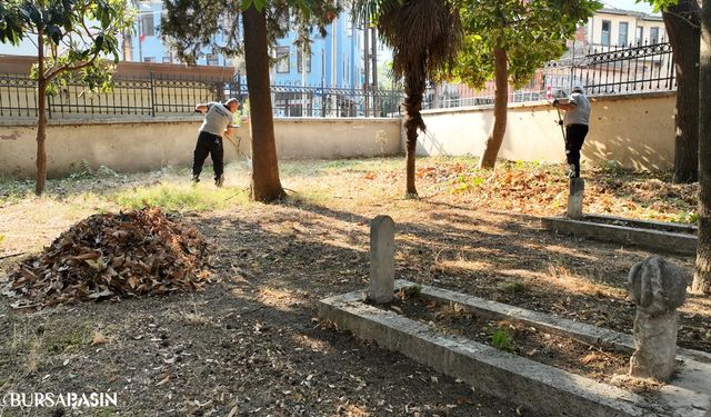 Eski Gelenek Yeniden Canlanıyor: Hazireler Ecdada Yakışır Hale Getiriliyor