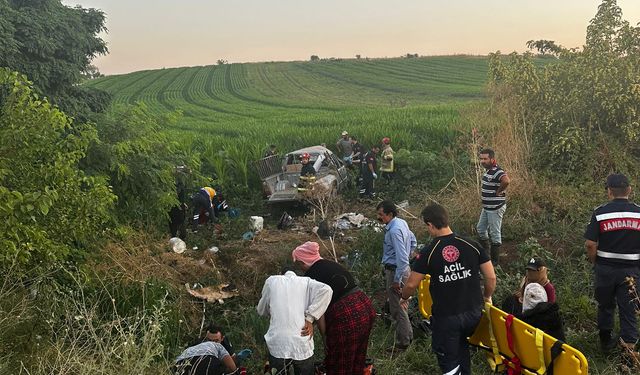 Bursa'da Tarım İşçilerini Taşıyan Araç Devrildi!