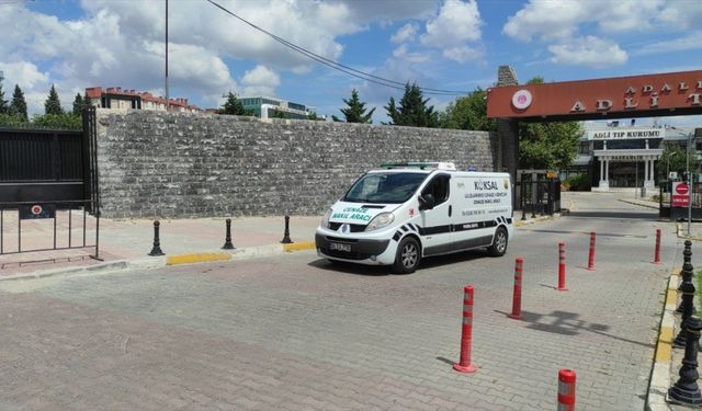 Eski Azerbaycan Başbakanlarından Suret Huseynov’un cenazesi Adli Tıp Kurumundan alındı