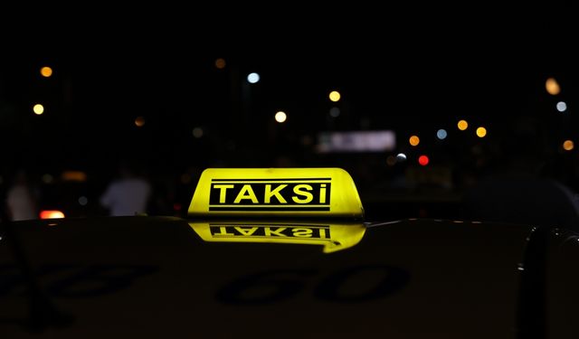 İstanbul'da taksicilerden taksimetre ücretine yüzde 100 zam talebi