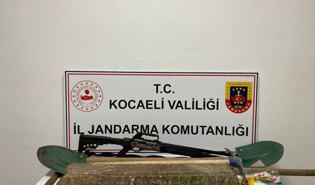 Kocaeli'de Roma dönemine ait lahit parçası ele geçirildi