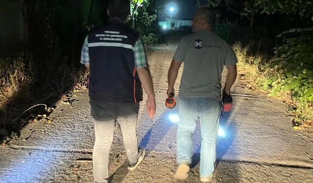 Tekirdağ'da dereden yayılan kötü kokunun nedeni araştırılıyor