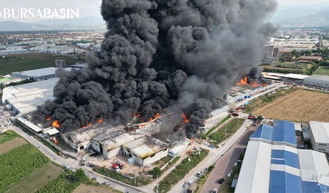 İnegöl'de Fabrika'da Korkutan Yangın! Havadan Müdahale Edilecek