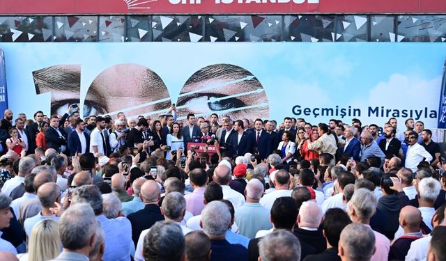 Eski CHP İstanbul İl Başkanı Cemal Canpolat, il başkanlığına adaylığını açıkladı: