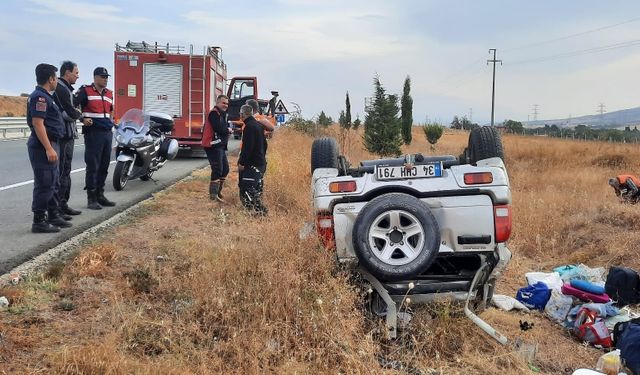 Gelibolu’da bariyere çarpan otomobilin sürücüsü yaralandı