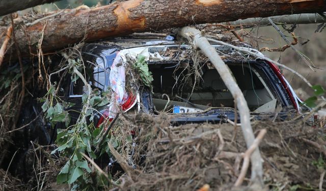 Kırklareli'ndeki selde kaybolan kişiyi arama çalışmaları sürüyor