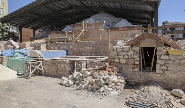 Haseki Bostan Hamamı restorasyonla özgün yapısına kavuşacak