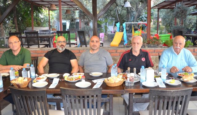 Karamürselbey Spor Kulübü Basketbol Takımı moral yemeğinde buluştu