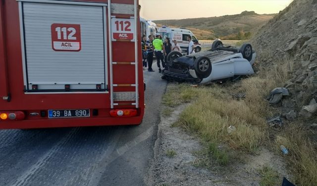 Kırklareli'nde devrilen otomobildeki 5 kişi yaralandı