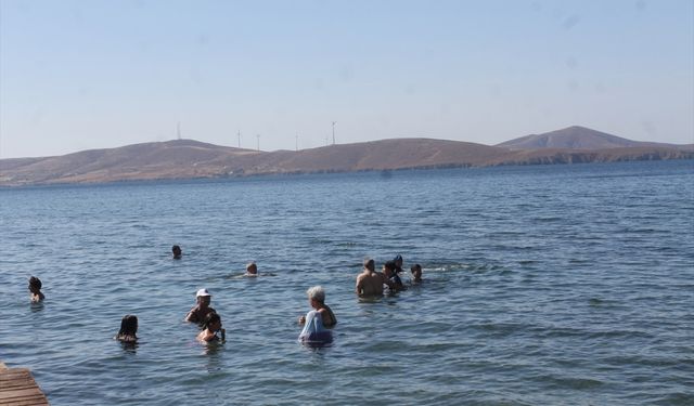 Türkiye Emekliler Derneğinin Erdek'teki sosyal tesislerinde bu sezon yaklaşık 12 bin kişi konakladı