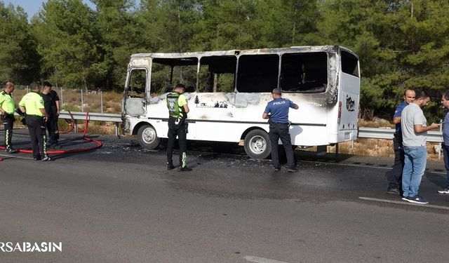 Antalya Kepez'de Karavan Yangınında Bir Kişi Hayatını Kaybetti