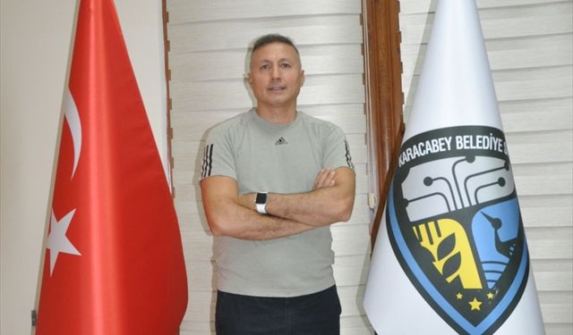 Ahmet Taşyürek, Karacabey Belediyespor'un yeni teknik direktörü oldu