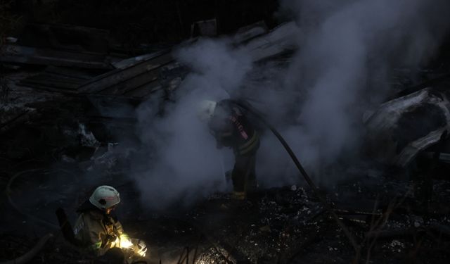 Avcılar’da piknik alanında çıkan yangın söndürüldü