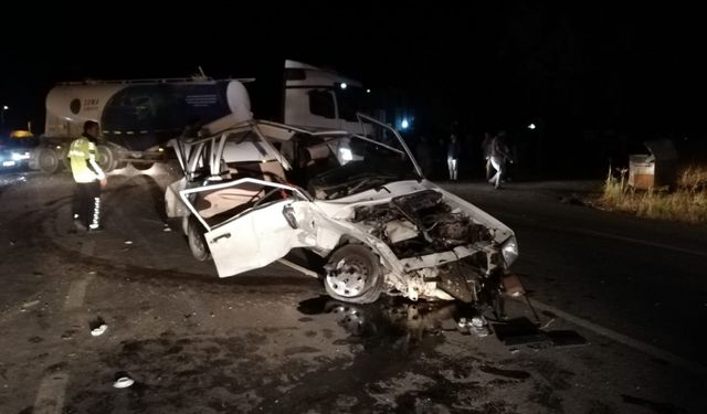 Balıkesir'de iki otomobilin çarpıştığı kazada 6 kişi yaralandı