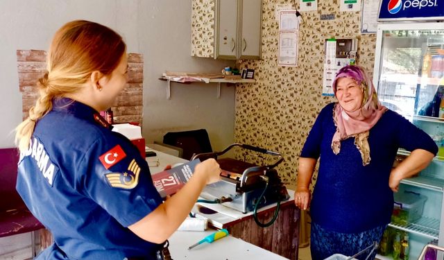 Edirne'de kadınlar aile içi şiddetle mücadele konusunda bilgilendiriliyor