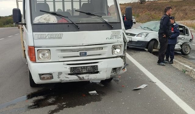 Erdek-Bandırma kara yolunda meydana gelen kazada 1 kişi yaralandı