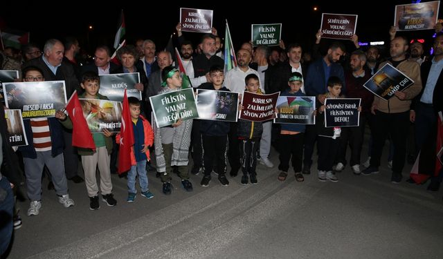 Sakarya'da Filistinlilere destek gösterisi düzenlendi