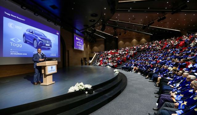 Sanayi ve Teknoloji Bakanı Kacır, İstanbul Aydın Üniversitesi Akademik Yılı Açılış Töreni'nde konuştu: