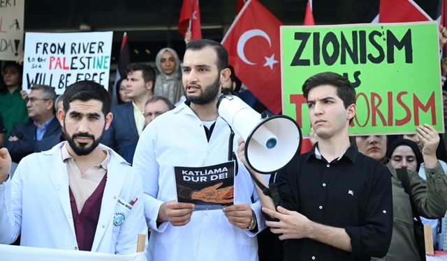 Trakya Üniversitesi öğrencileri İsrail'in Gazze'ye saldırılarını protesto etti