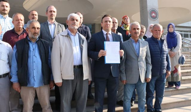 Trakya'da Saadet Partisi teşkilatları İsrail hakkında suç duyurusunda bulundu