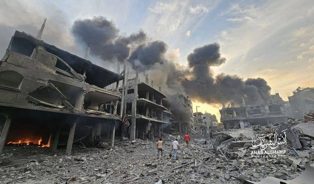 Gazze Şeridi'nde İsrail Bombardımanı ve İhtiyaç Kıtlığı İkilemi