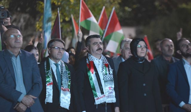 Yıldırım Belediyesi, Filistinli Kardeşlerimize Destek Gecesi Düzenledi