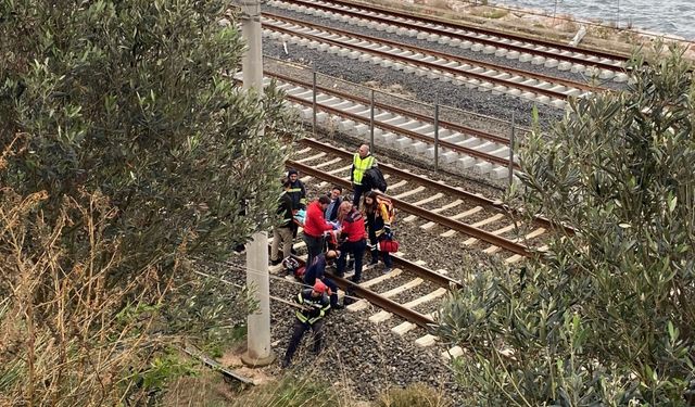 GÜNCELLEME - Kocaeli'de yüksek hızlı trenin çarptığı kişi öldü