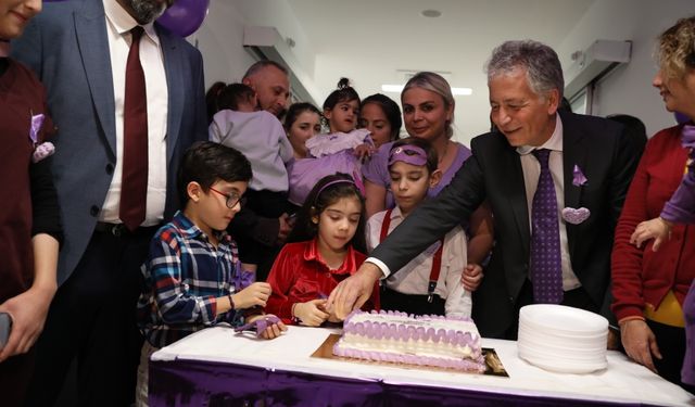 İstanbul Üniversitesi-Cerrahpaşa'da "Dünya Prematüre Günü" etkinliği düzenlendi