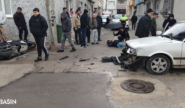 Bursa İnegöl'de Otomobil ile Motosiklet Çarpıştı: 1 yaralı