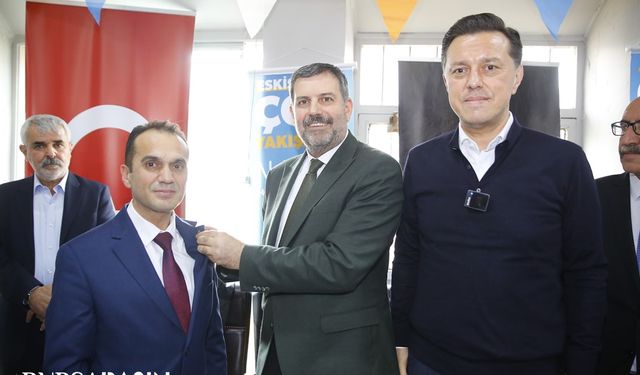 İYİ Parti İlçe Başkanı ve Yöneticisi AK Parti'ye Katıldı