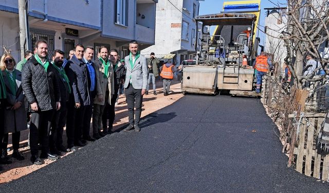 Osmangazi Belediyesi, Soğanlı ve Çukurca Mahallelerinde Asfalt Çalışması Yaptı