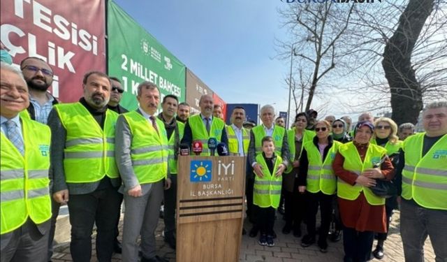 Bursa'da İyi Parti Adayı ve Takipçileri, Belediye Tabelalarına Zarar Verdi