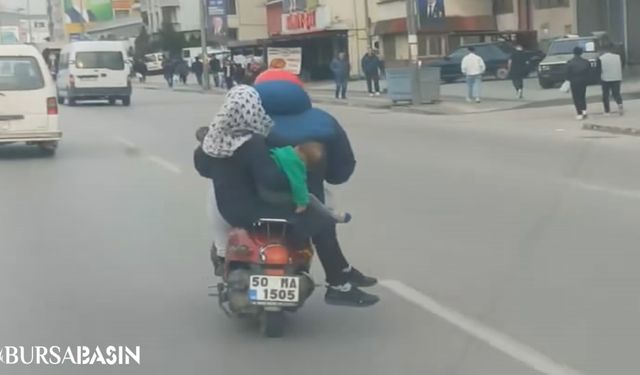 Bursa'da Tehlikeli Motosiklet Yolculuğu