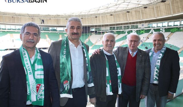 Mustafa Bozbey, Bursaspor Maçında Takımının Yanında