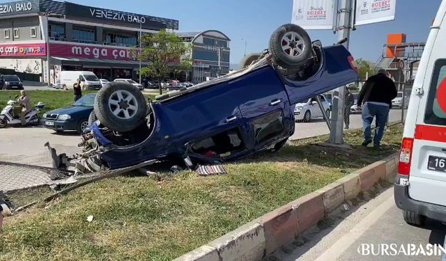 İnegöl'de Korkutan Kaza: Kamyonet Takla Attı