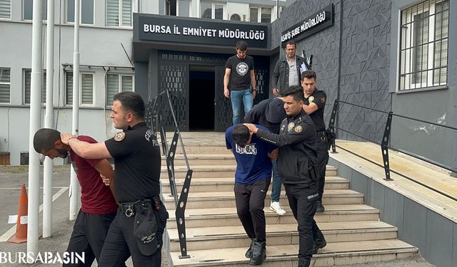 Bursa'da WhatsApp Üzerinden Dolandırıcılık Çetesi Çökertildi