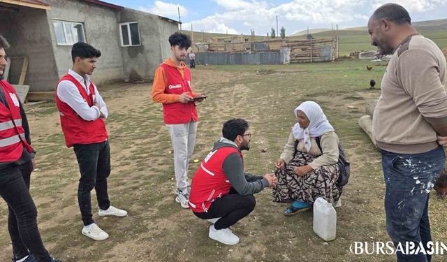 Kızılay Ağrı Şubesi Diyadin’de ihtiyaç sahibi ailelerin umudu oluyor