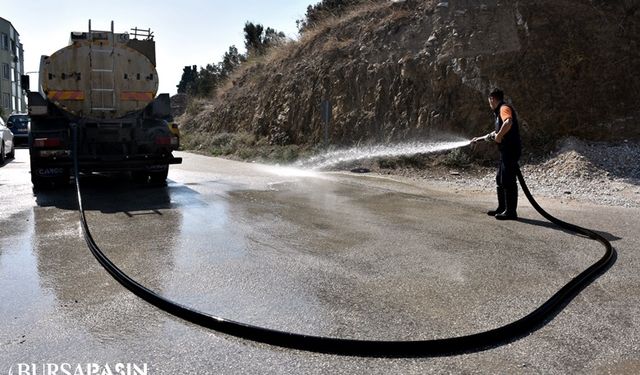 Gemlik'te Temizlik Çalışmaları Hız Kesmeden Devam Ediyor