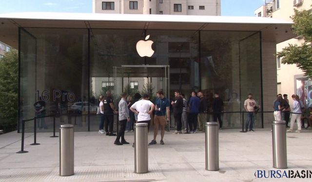 iPhone 16 Serisi İstanbul'da Satışa Sunuldu!