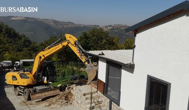 Osmangazi'de Kaçak Villa Yıkımları Sürüyor