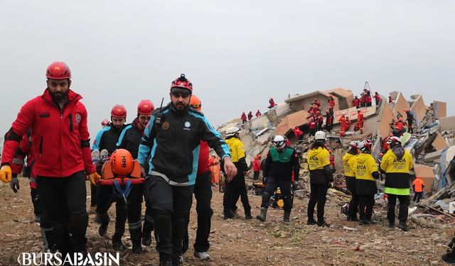 Gemlik’te  Gerçeğini Aratmayan Deprem Tatbikatı