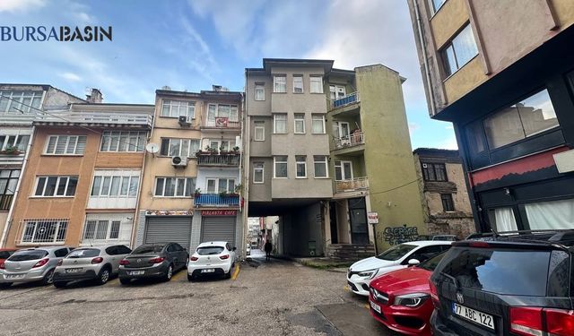 Bursa'daki Kolonsuz Apartman Deprem Riski Taşıyor