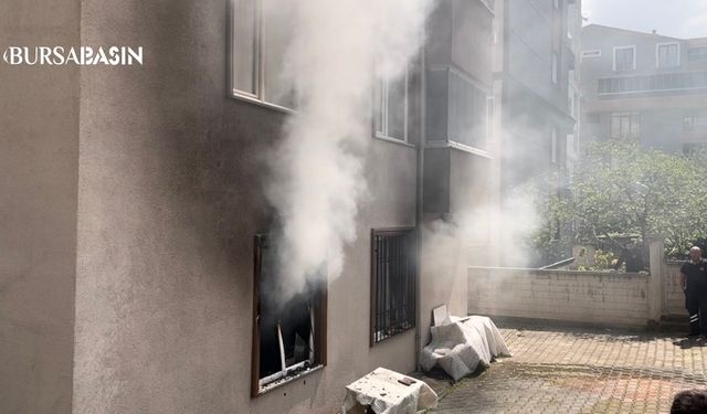 Bursa'da 5 Katlı Binada Yangın Paniği!