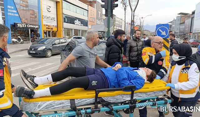 İnegöl’de Otomobilin Çarptığı Bisikletli Çocuk Yaralandı
