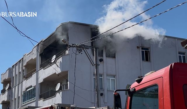 Osmangazi'de Yangında Anne ve Kızı İtfaiye Ekiplerince Kurtarıldı