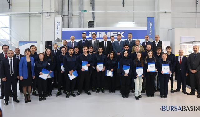 ÜNİMEK Programı İlk Dönemi Katılım Belgeleriyle Tamamlandı