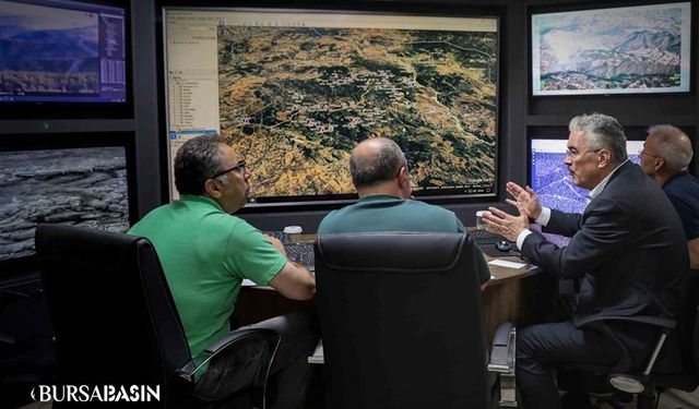 Bursa’daki Yangını Protokol ve Bakanlık Yakından İzliyor