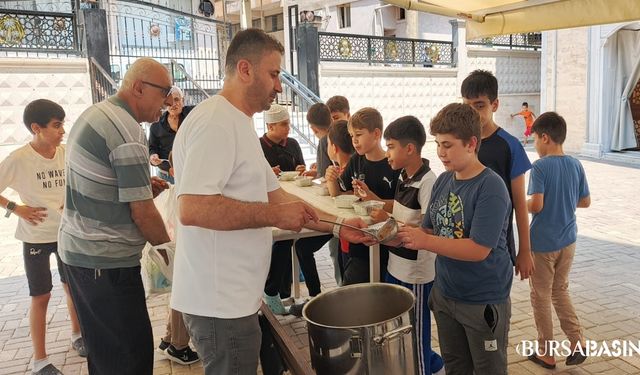 Emek Mahallesi’nde bin 200 kişiye aşure ikramı